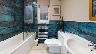 45 Strawberry Hill, Tolroy Manor - 2