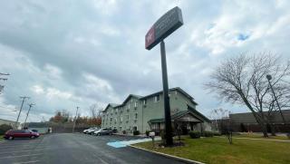 Magnuson Hotel Fort Wayne North - Coliseum - 9