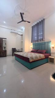 Holi hill stay - 2
