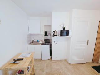 Calm and central apartment - 8