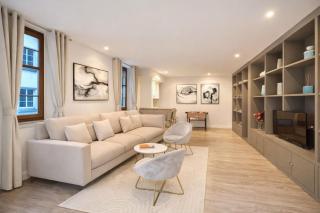 Stunning loft for 6 in the 7th district - 6