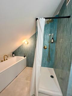 2 Bedroom Apt W-Balcony I cohost I - 2