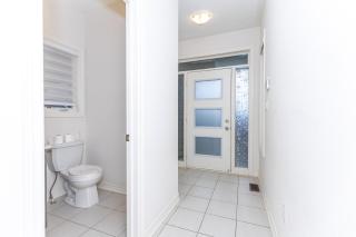Home in Waterdown - 6