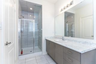 Home in Waterdown - 4