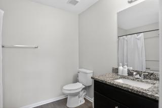 Comfortable 2BR Home Away Stay - 5