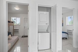 11432 Lincoln Blvd - 3