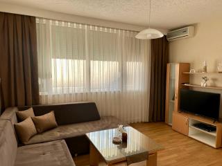 Lakeside apartment - 4