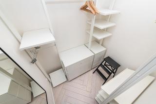 Designer Touch 2-bedroom in Picturesque Area - 7