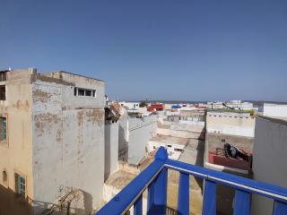 Charming 4 Floor Private House with Fast WiFi and Sunny Terrace - 3