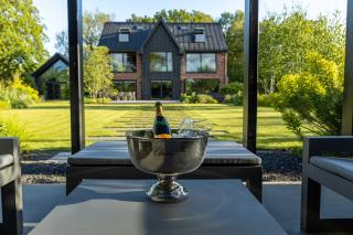 Luxury Cheshire Mansion -Private grounds -Sleeps 10 - 5