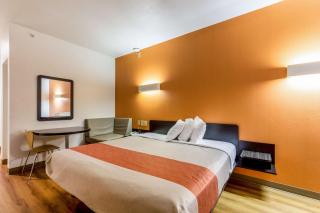 Motel 6-Jourdanton, TX - Jourdanton - 3