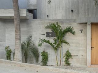 Design-Forward 2BR Villa with Private Pool NEW - 2