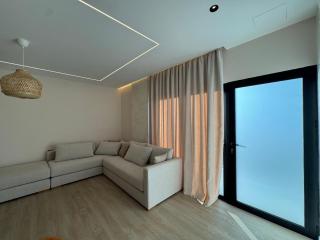 Luxury Villa Oasis - 8