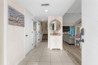 758 Spinnaker Beach House - 4