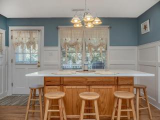 550 Tarpon Pond Cottage - 8
