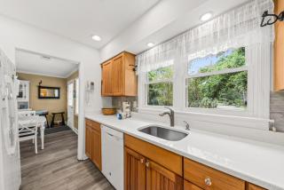 513 Tarpon Pond Cottage - 3