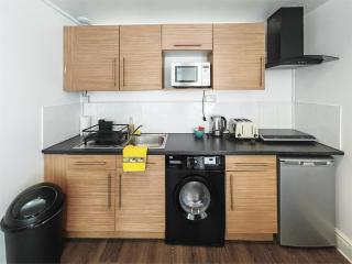 Reef Island Apartments - 8