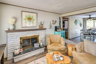 Angler's Paradise: Lake Wawasee Waterfront Home - 4