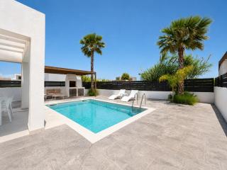 Villa Salty Sun 4 - 7