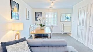 Arthurs Escape - Part of the The Bay Filey Holiday Village with pool, gym and direct beach access, pub, restaurant, tennis and meadows walks - 5