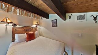 Timberline Condominiums Studio Loft Deluxe Unit 317 - 8