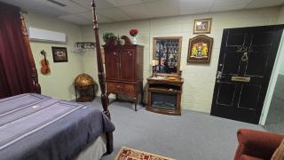 Medley Manor - 2