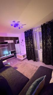Apartament 2 camere Zona 0 - 8