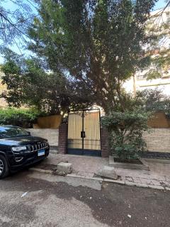 Maadi private garden & entrance 2 bed room apartment - 9