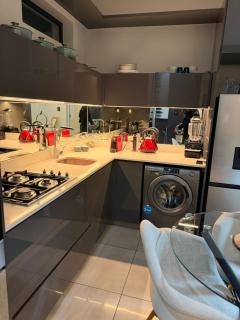 Modern Luxury Apartment- The Paramount Houghton Estate near Rosebank & Sandton - 1