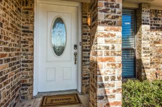 Updated House Near Frisco, Plano, Dallas, Colony - 4
