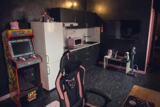 Appartement 2pieces borne arcade, air hockey et ordinateur - 9