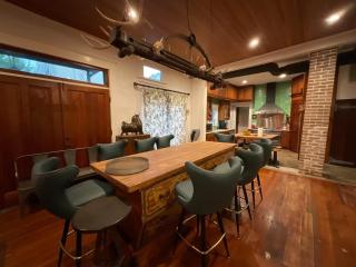 Luxury FIFA World Cup Stay, Central Houston Retreat - 5