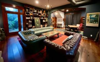 Luxury FIFA World Cup Stay, Central Houston Retreat - 6