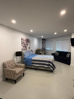 Stylish Studio on Lake Conroe - 8