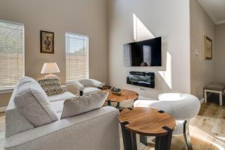 Boating, Fishing & Poolside Fun! Montgomery Escape - 5
