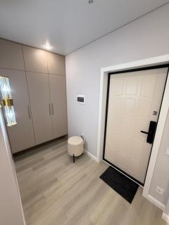 A comfortable apartment with designer upgrade - 6