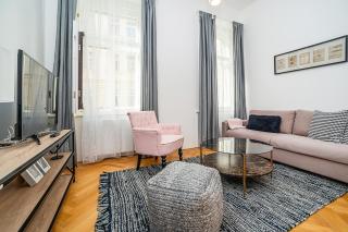 Incredibly cozy and spacious Apt with Terrace and AC - 8