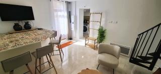 Petite maison, en ville - quartier calme - 1