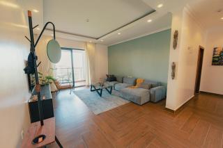 Spacious 3 BR Apartment Near Convention Center & Golf - 7