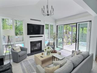 Modern Luxury Home Pool & Spa at Warren Dunes - 3