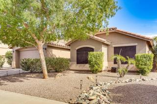 Hot Tub & WFH Ready! Golf Retreat in Maricopa - 8