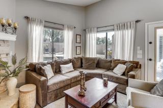 Hot Tub & WFH Ready! Golf Retreat in Maricopa - 3
