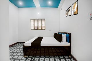 SPOT ON by OYO Ajay Hotel Phulpur Railway station - 4