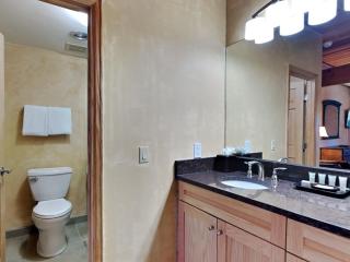 Timberline Condominiums 3 Bedroom Deluxe Unit B2A - 9