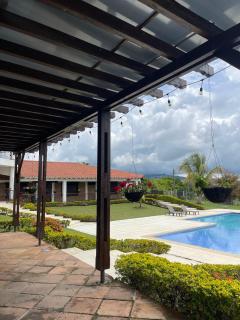 Finca hotel sunrisecalima con piscina - 4