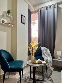 UrbanHive Private Studio Near WTP & Airport - 9