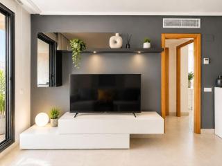 Valencia Beach Home 6 - 8