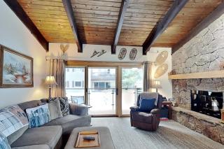 Timberline Condominiums 2 Bedroom plus Loft 2 Bath Standard Unit B3E - 9