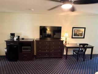 The Princess Anne Hotel - 7