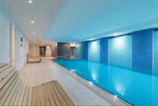 Two-Bedroom Seaview apartment at Glenelg - 3